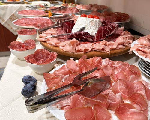 Cold cuts buffet